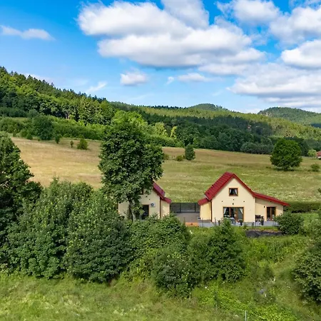 Dom W Karkonoszach 2 *