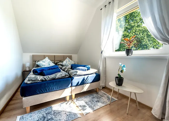 Dom W Karkonoszach 2 *