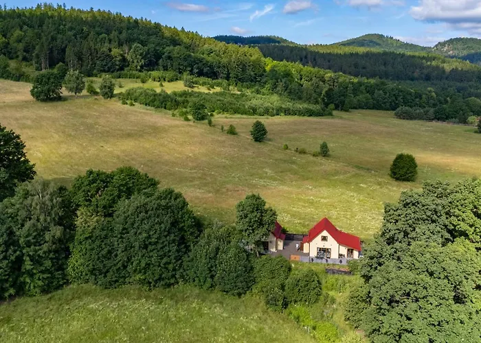 Dom W Karkonoszach 2 別荘